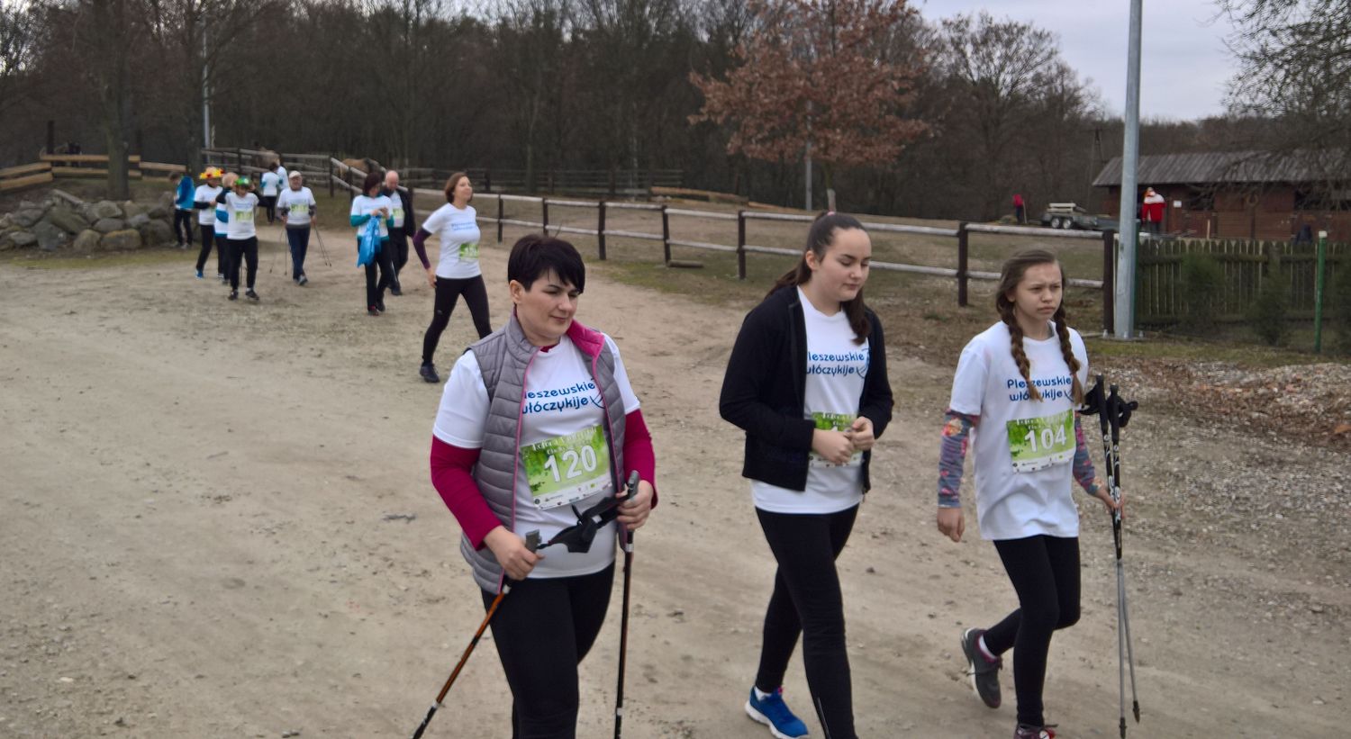 7 Pleszewskie Włóczykije nordic walking Pleszew Fitness Klub Active Fit Traugutta 30