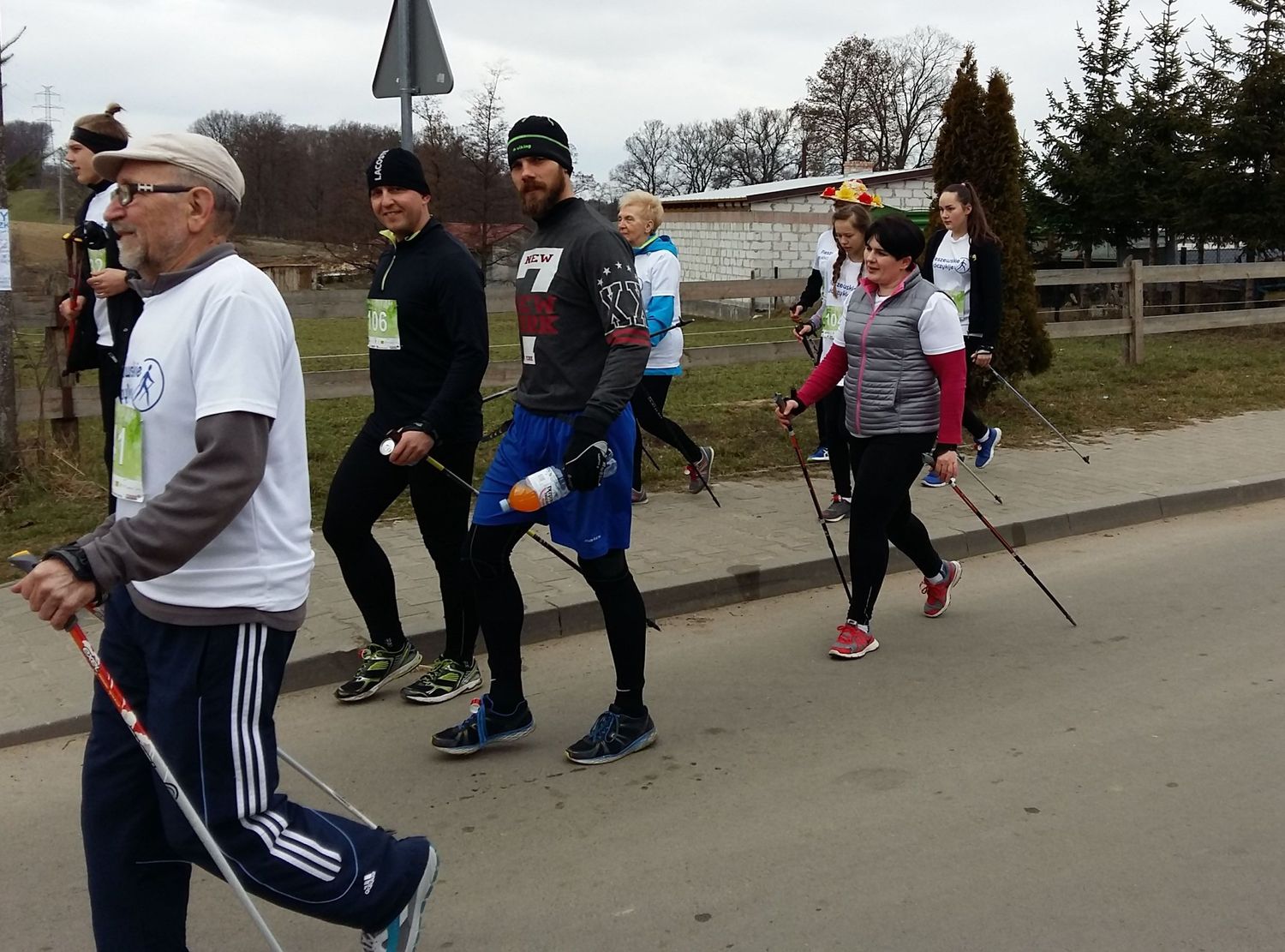 10 Pleszewskie Włóczykije nordic walking Pleszew Fitness Klub Active Fit Traugutta 30