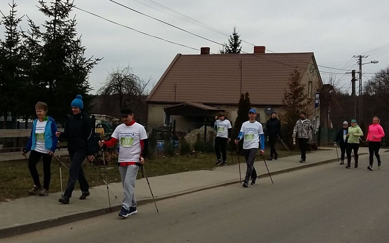 11 Pleszewskie Włóczykije nordic walking Pleszew Fitness Klub Active Fit Traugutta 30